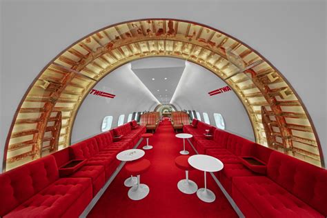 Connie En Twa Hotel Nyluxury Retail