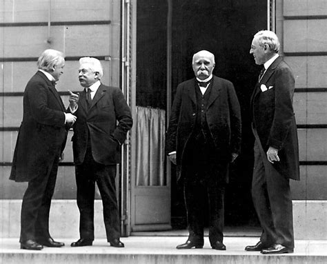 Treaty Of Versailles History Crunch History Articles Biographies