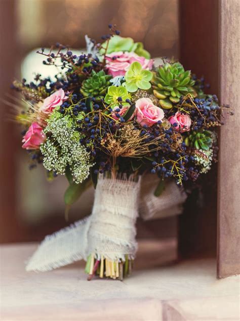 Lo que llamó la atención de muchos usuarios es que la. Ramos de novia naturales 70 fotos e ideas | Novias y Bodas