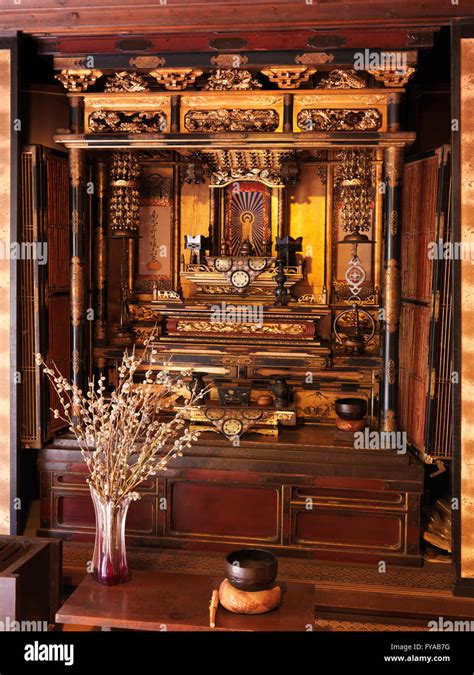 Hausaltar Japanischer Buddhistischer Altar In Einem Historischen