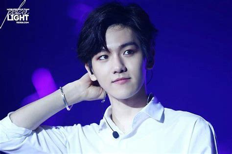 His got his own aurora of active and puppyish like which bright color stands for. Baekhyun Black Hair Appreciation Post Pt. 1 | K-Pop Amino