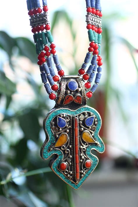 vintage nepal necklace xl statement jewellery coral turquoise nepali buddhist