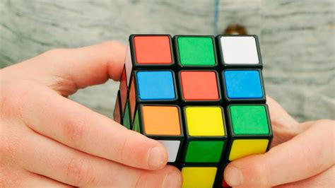 Cómo resolver el cubo de Rubik fácilmente