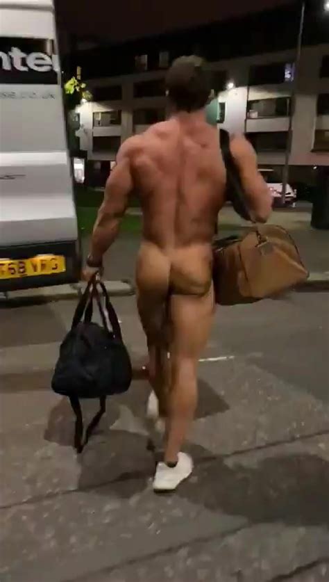Naked Sports Guy Thisvid Hot Sex Picture