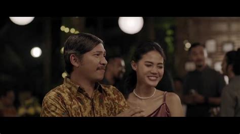 Film ini merupakan film debut bagi della dartyan dan film pertama gading marten sebagai pemeran utama. Della Dartyan Tanggapi Kabar Perceraian Gading Marten ...