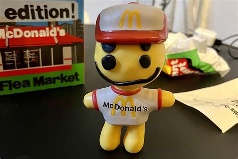 I Tried The Mcdonalds Adult Happy Meal So You Dont Have To Heres My Review