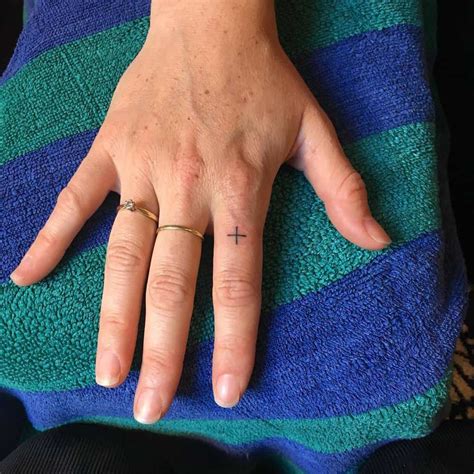 60 incredible cross tattoo designs from small cross tattoos on hand. Top 69 Best Small Cross Tattoo Ideas - [2021 Inspiration ...