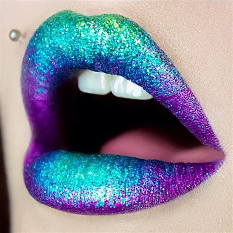 20 jaw droppingly cool lip art looks that you have to see to believe in 2019 lip art glitter