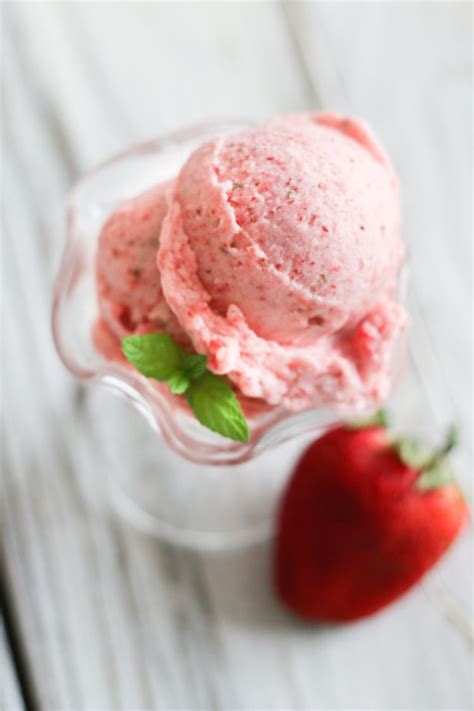 You can also flavor theice cream with other frozen fruit that you puree together with the bananas. 3 Ingredient Strawberry Banana Vegan Ice Cream - Live ...