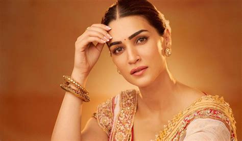 Kriti Sanon Opens Up About Her Struggles As She Clocks 9 Years In Bollywood ‘when You Come From