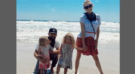 Later, victoria finds out that she is pregnant and unsure of the child's paternity. The Young and the Restless Spoilers: Melissa Ordway ...