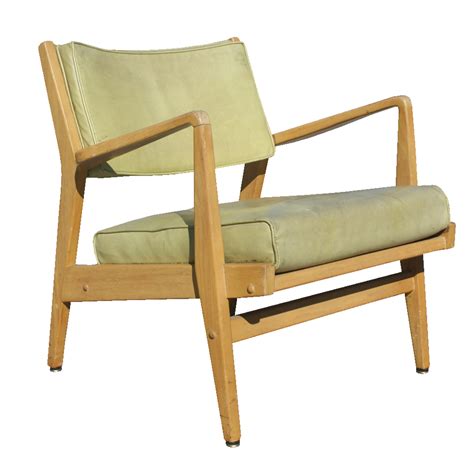 Jens risom's designs were the first pieces conceived for and manufactured by knoll. Metro Retro Furniture : Vintage Jens Risom Wood Lounge Arm ...