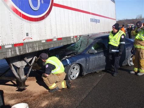 One person is dead following a vehicle v. UPDATE: US 23 Clear After Two Accidents Today | Brighton ...