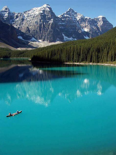 Turquoise Moraine Lake Banff Alberta Canada Places To Travel