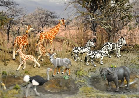 The Best Dioramas At The International Toy Fair Are Always From Safari