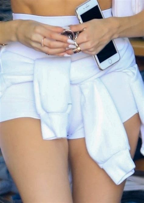 Madison roam stretch mtb shorts 2021 product id: Madison Beer Hot Came Toe In White Shorts | Hot Celebs Home