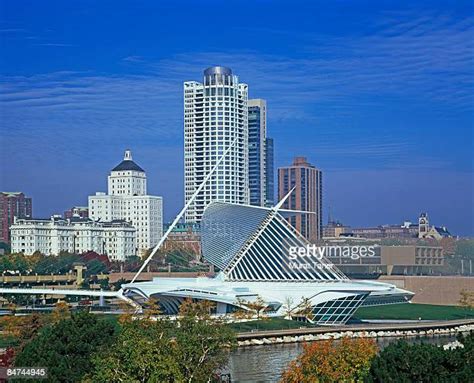 Milwaukee Wisconsin Photos And Premium High Res Pictures Getty Images
