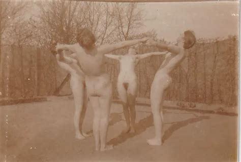 VINTAGE FOTO HÜBSCHE Frauen nackt nude Momentaufnahme 1928 29 2 52 12