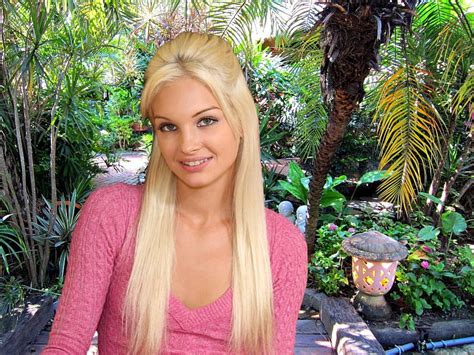 X Px P Free Download Franziska Facella Model Pink Top Garden Blond HD