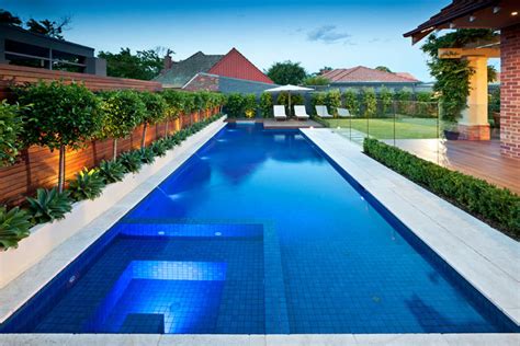 Take a look at your pool area. Choosing The Best Type Of Stone For Paving Around Swimming ...
