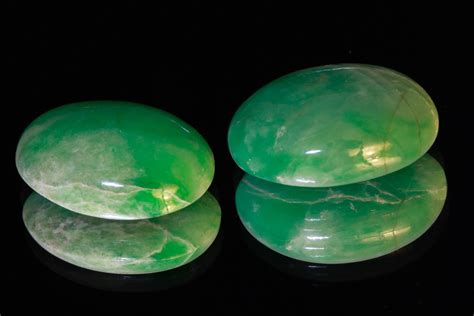 Maybe you would like to learn more about one of these? Green Gemstones Names And Pictures - Koleksi Gambar Batu ...