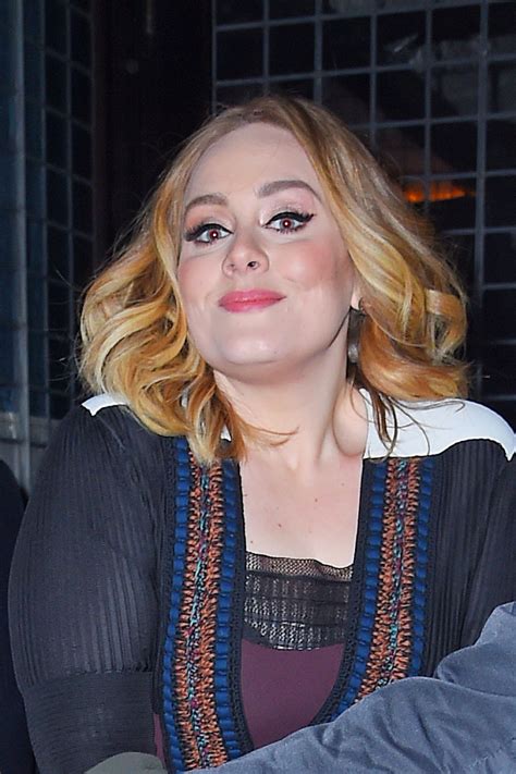 Adele Arrives At Her Hotel In New York 11232015 Hawtcelebs