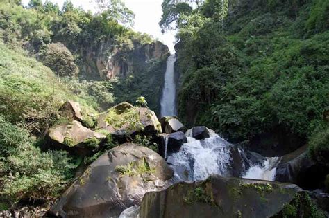Let Werelax Coban Pelangi Waterfall