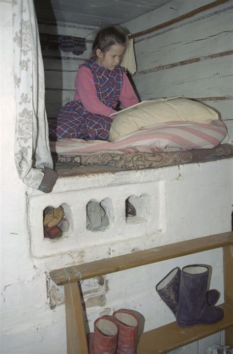 Why Russians Slept On Their Stoves Photos Russia Beyond