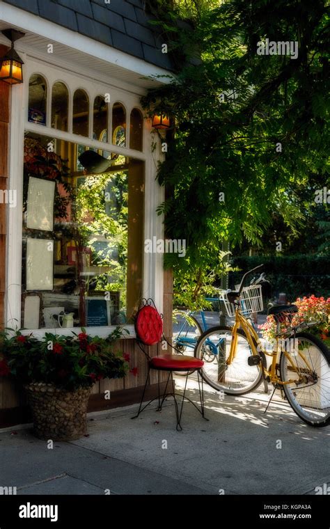 Old Fashioned Storefront Hi Res Stock Photography And Images Alamy