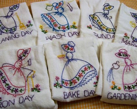 Hand Embroidered Dish Towels Sunbonnet Girls Dish Towel Set Etsy