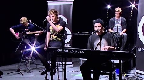 Blind channel is a finnish band that describes their style as violent pop. Meteoriffi - Jakso 4: Blind Channel - YouTube