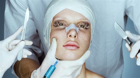 what s the difference between plastic surgeons and cosmetic surgeons in australia an explainer