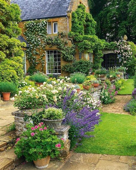 31 Inspiring French Country Garden Decor Ideas Cottage Garden Design