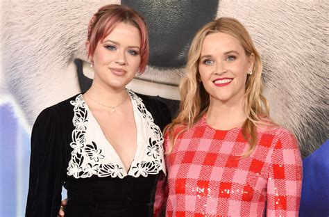 reese witherspoon celebrates glorious girl ava phillippe s birthday