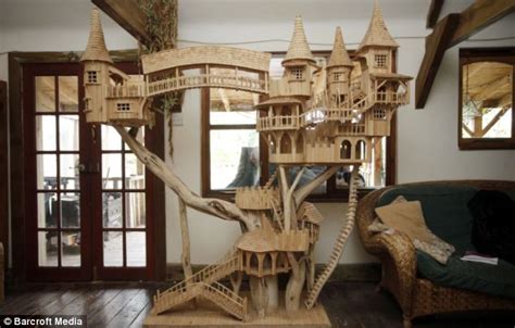 A great cat tree provides a healthy outlet for your cat's natural instincts, minimizing destructive behaviors while maximizing your cat's physical and psychological health. Tree surgeon creates intricate 'Bough Houses' out of ...