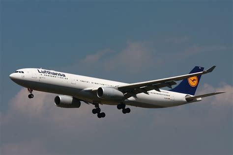 Lufthansa Fleet Airbus A330 300 Details And Pictures