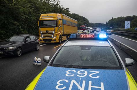 Herzlich willkommen auf der internetseite der landeshauptstadt stuttgart! Gewitter über Baden-Württemberg: Unwetter wütet über Kreis ...