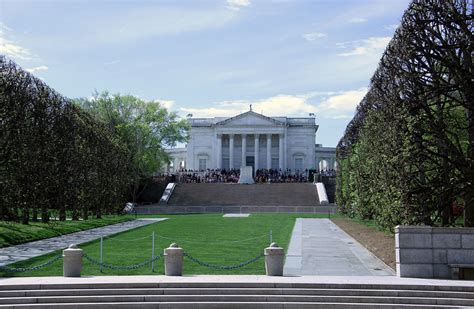 Facing W Quadrangle Memorial Amphitheater Arlington National
