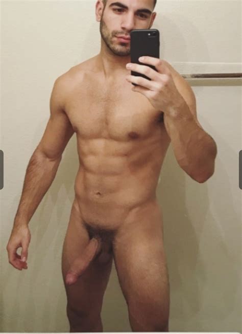 Omg He S Naked Youtube Star Musclebaked Aka Kevin Baker Omg Blog The Original