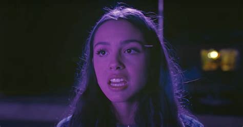 Olivia rodrigo's drivers license has been on repeat ever since its release. Olivia Rodrigo's Debut Single 'Drivers License' Has Already Made Streaming History - Music Feeds