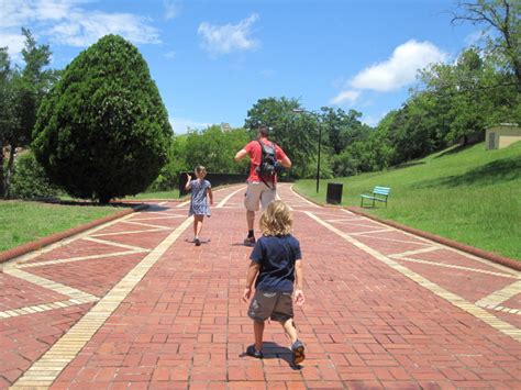We did not find results for: 5 Things to Do with Kids in Hot Springs, Arkansas