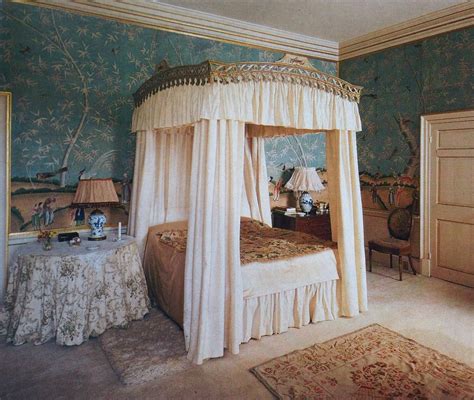 A master bedroom with a directly accessible bathroom will be called an ensuite. c1faca1061da75e979e04a253e27ea83.jpg 1,200×1,014 pixels | Beautiful bedrooms, Bedroom, Regency house