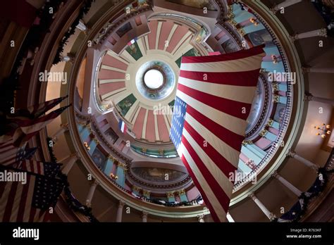 Looking Up Into The Old Courthouse Dome In St Louis Mo Usa Stock
