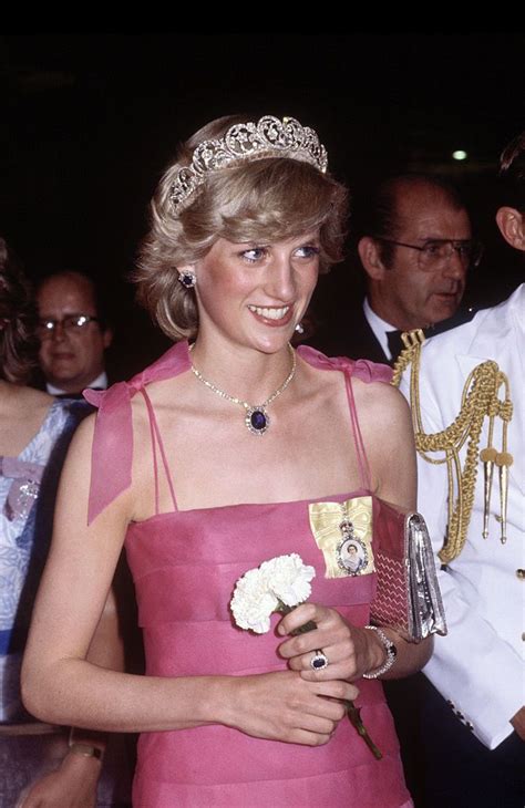 Diana, princess of wales (born diana frances spencer; BRISBANE - APRIL 10: Diana Princess of Wales arrives at ...