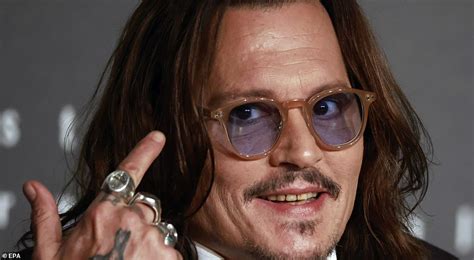 Johnny Depp Fans Say His Rotten Teeth Resemble Capt Jack Sparrow S