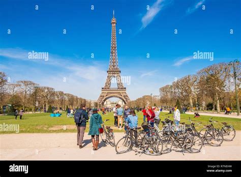 France Paris Area Listed As World Heritage By Unesco The Champs De