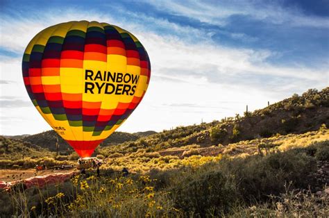 Rainbow ryders offers hot air balloon rides in albuquerque, new mexico. Rainbow Ryders
