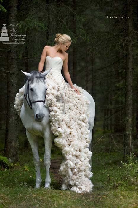 19 Breathtaking Photos Of Brides On Horseback Horse Nation