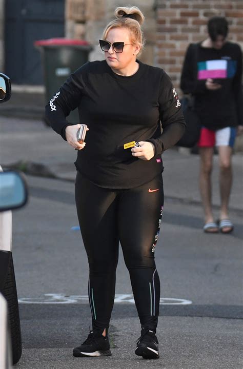 Rebel Wilson Looks Slimmer Than Ever In A Wetsuit While Filming Her New Movie At The Beach See