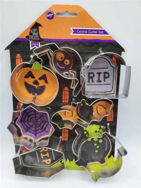 Wilton Halloween 7 Pieces Cookie Cutter Set For Sale Ebay